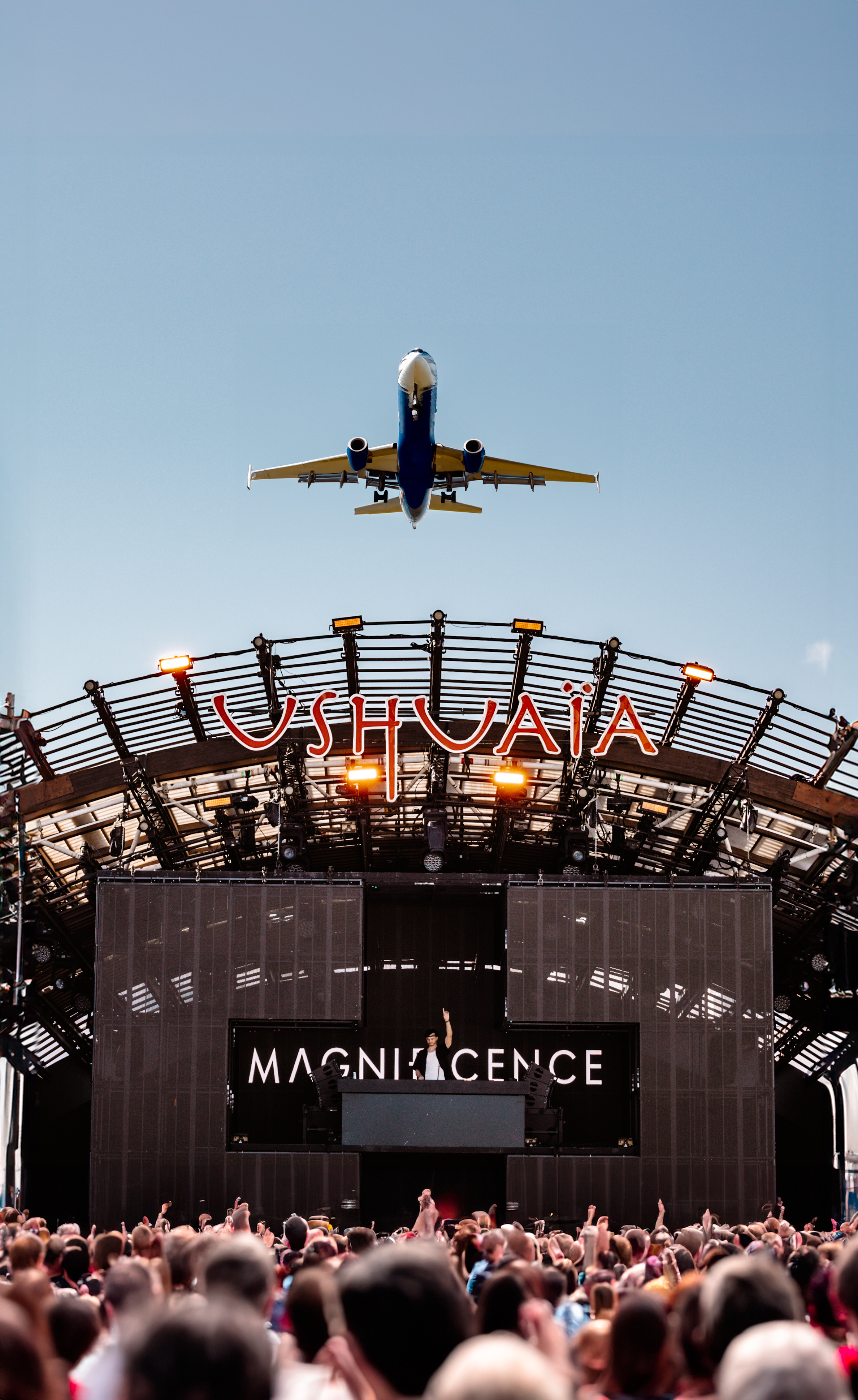Magnificence Live